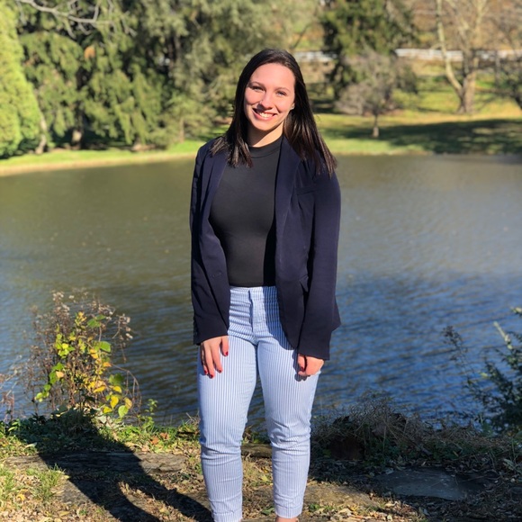 💐WELCOME TO MY CLOSET💐 - Picture 3 of 4